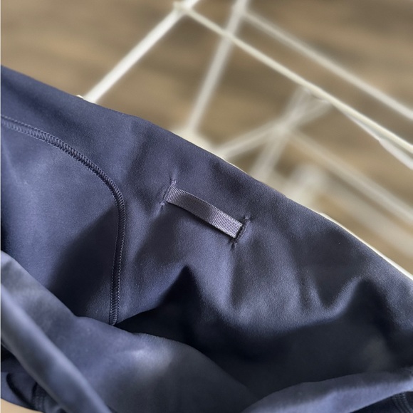 Lululemon Wunder Train High Rise Diamond Dye Naval Blue 25 inch - size 4 - Picture 7 of 9